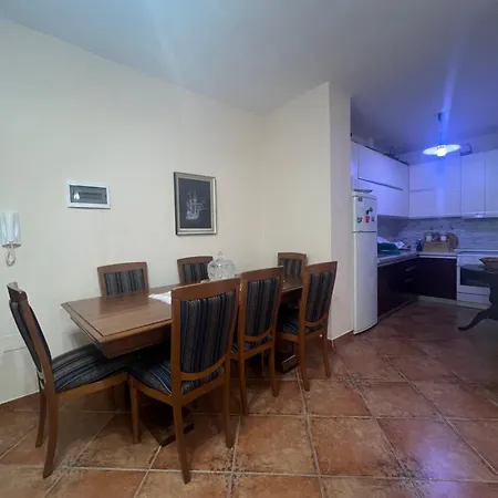 Shtepi Pushimi Pogradec