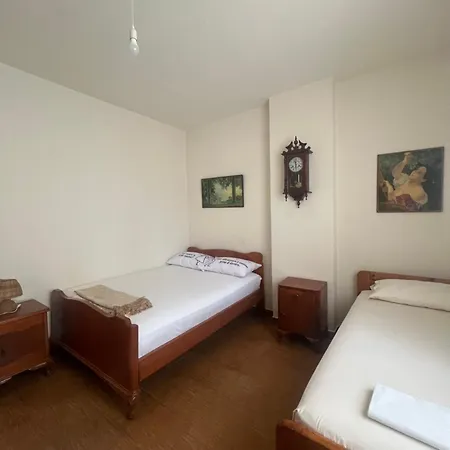 Shtepi Pushimi بورغراديك